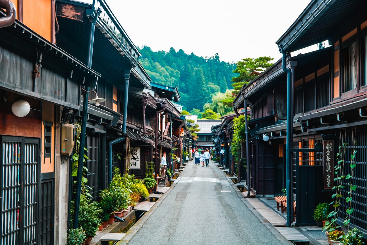 4_TAKAYAMA